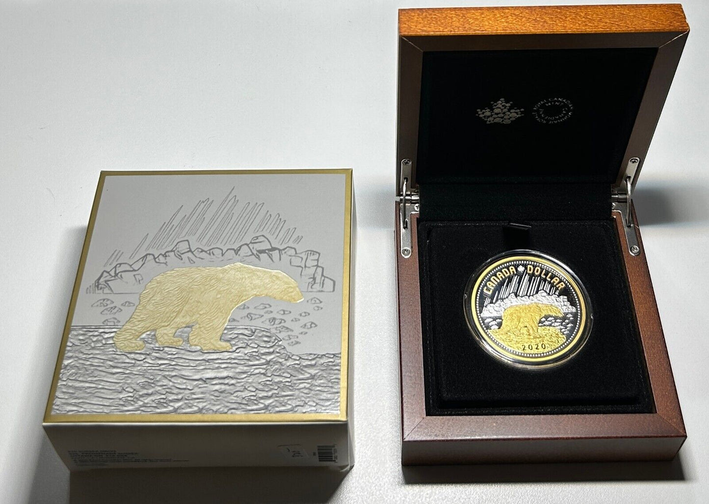 2020 Masters Club 140th Arctic Territories Anniversary Polar Bear W Box and COA