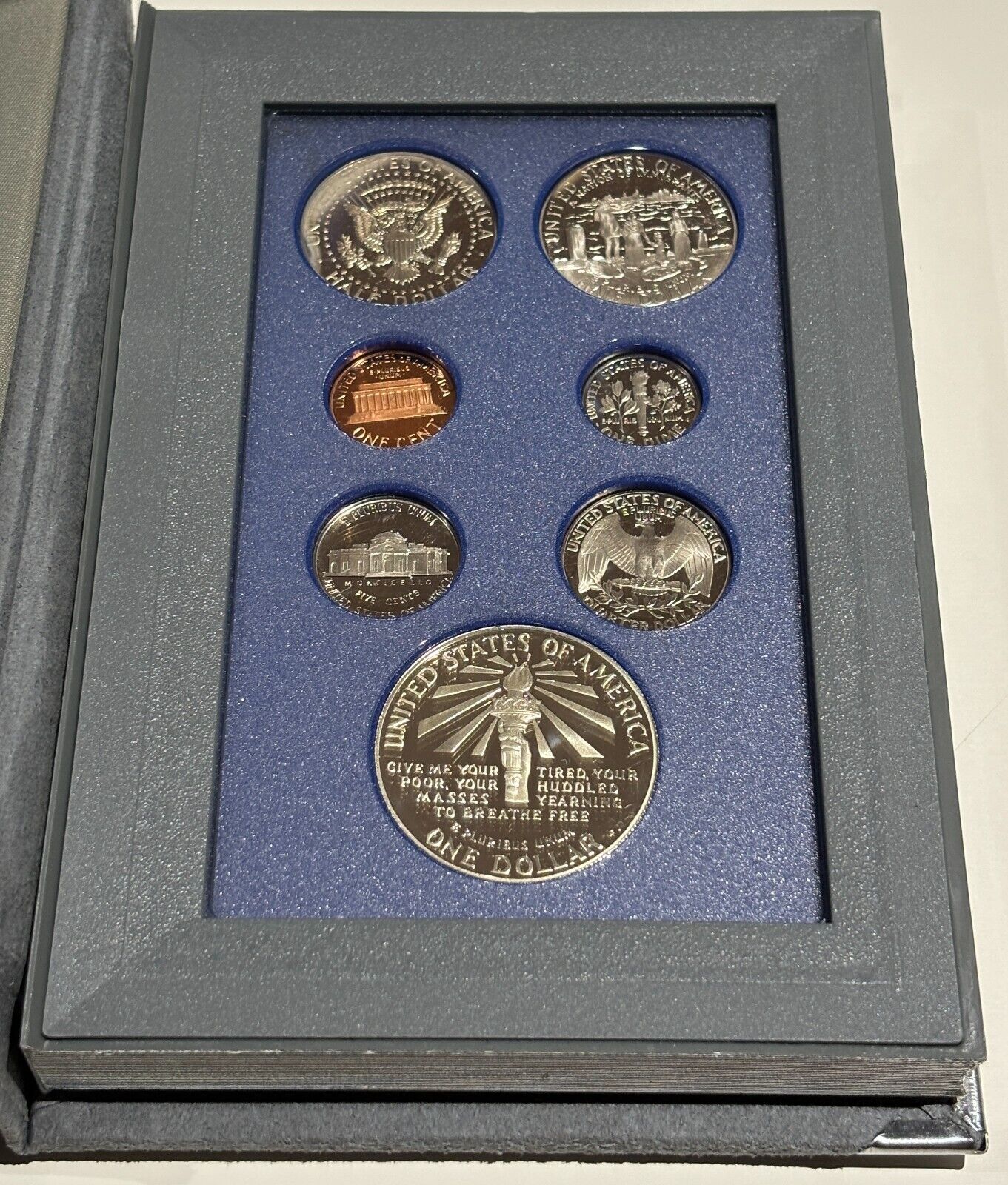 1986 PRESTIGE Proof Set. U.S. Mint Made. Complete & Original With Box and COA