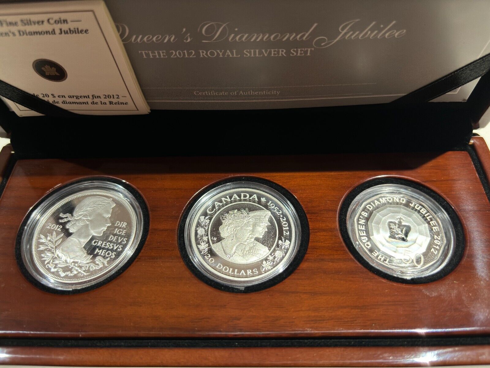 The Queens Diamond Jubilee The 2012 Royal Silver Set of 3 Fine Silver Coins