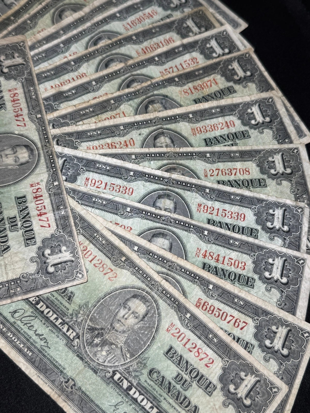 Canada 1937 $1 Dollar Banknote – King George VI – Nice Collector’s Note